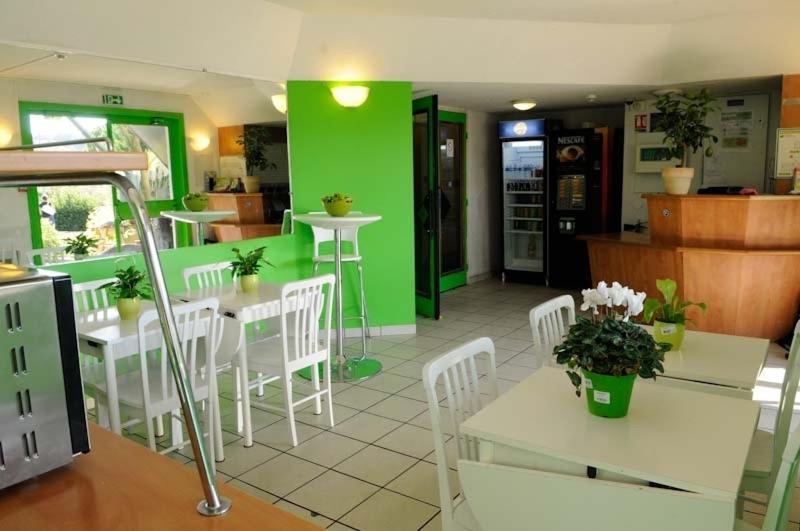 Lemon Hotel - Mery Sur Oise/Cergy Exteriér fotografie